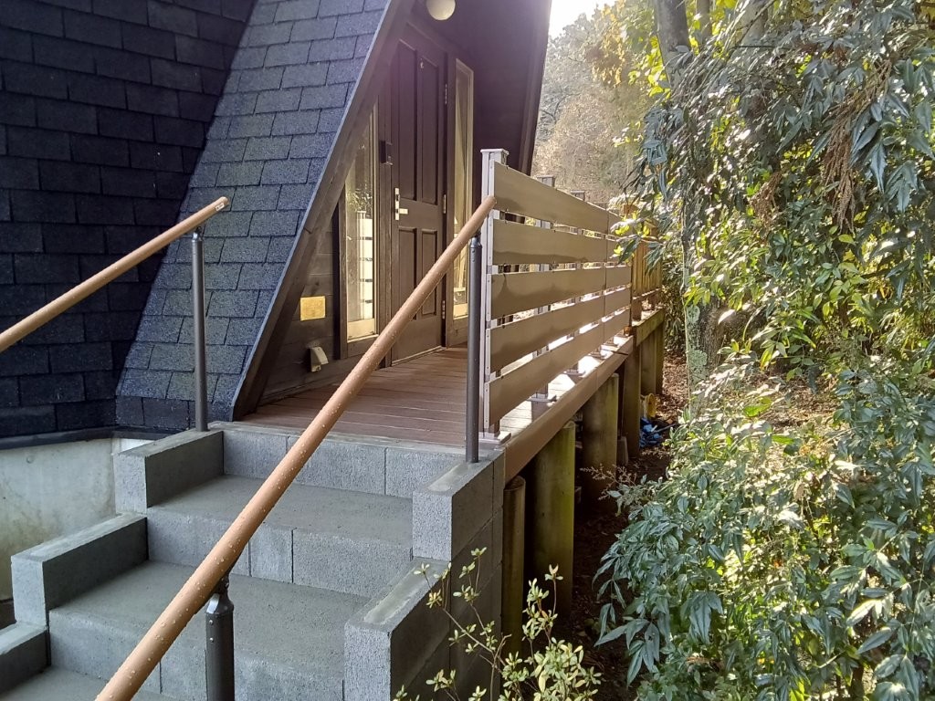 【いわき市】腐食したウッドデッキと階段のリフォーム